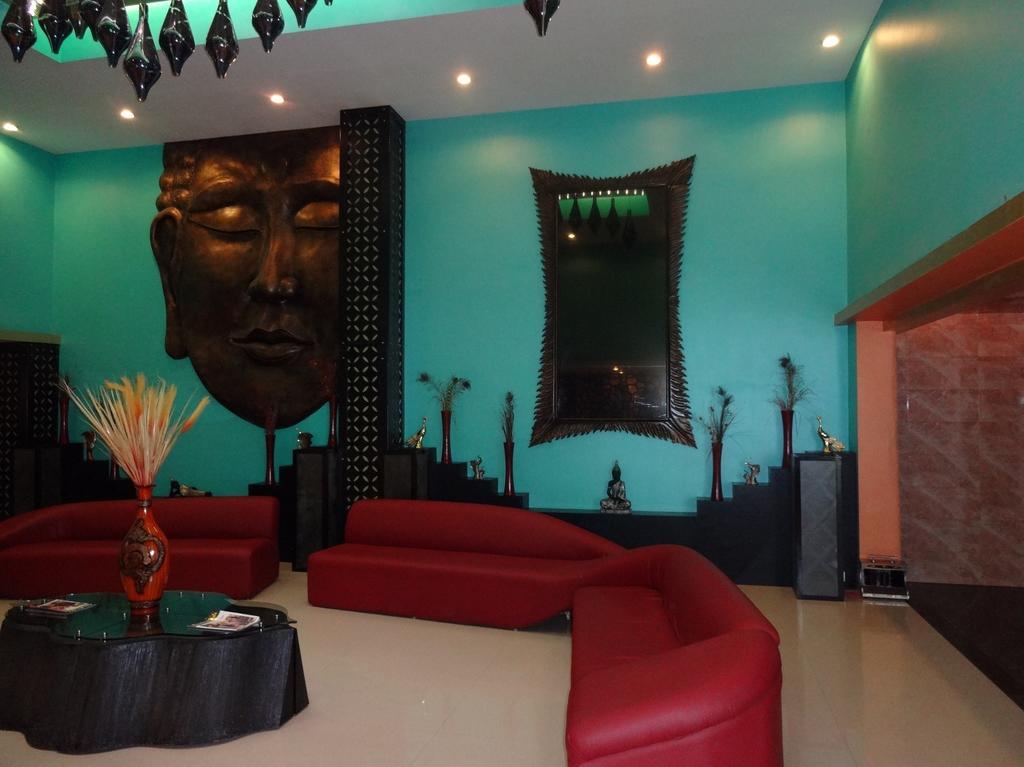 Hotel Avn Grand Ranchi Exteriör bild