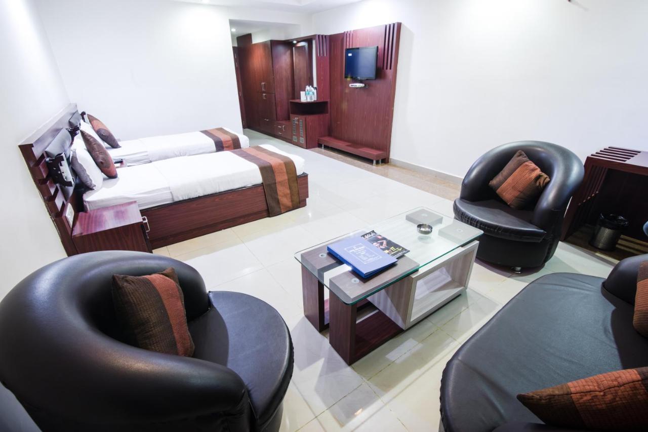Hotel Avn Grand Ranchi Exteriör bild