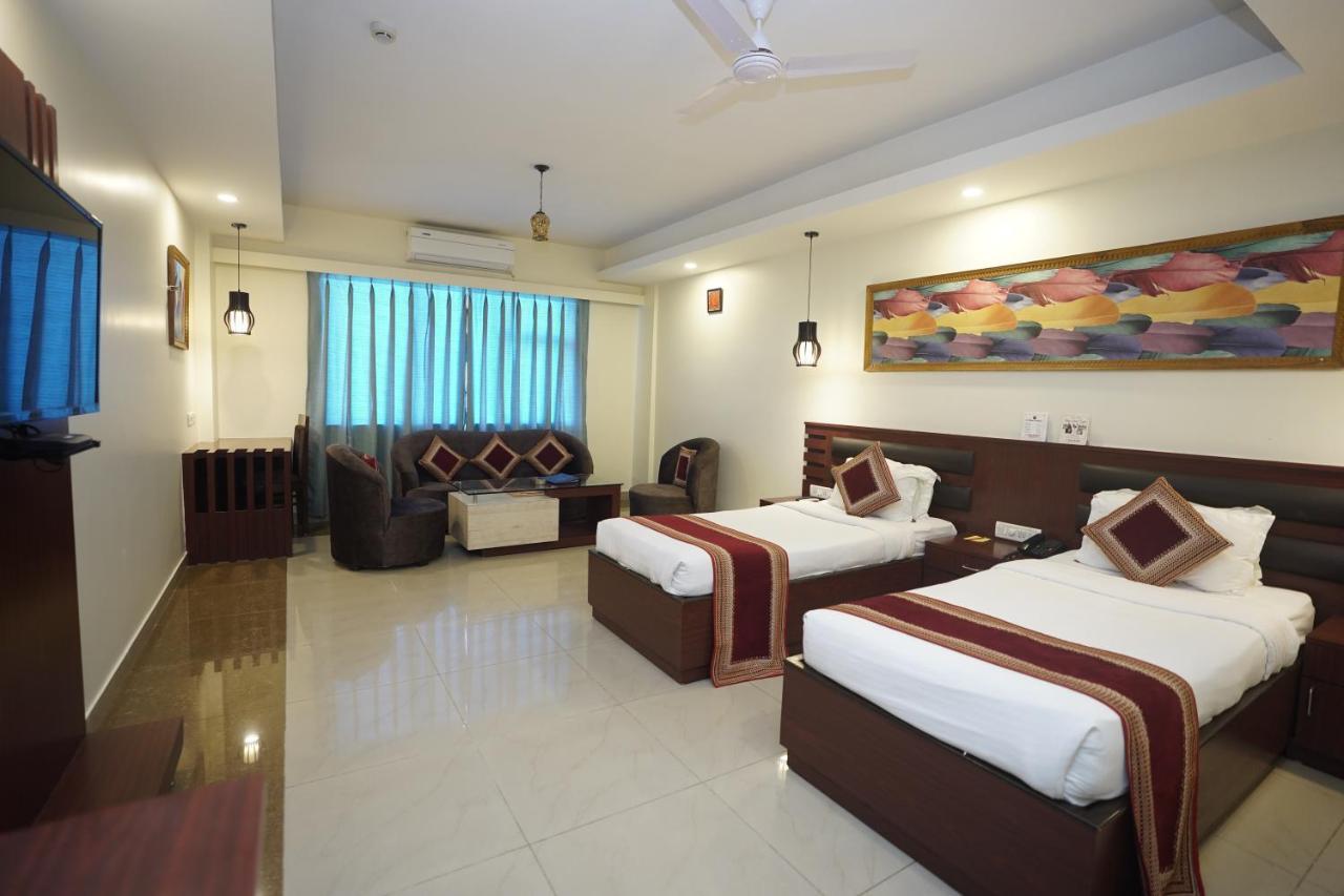 Hotel Avn Grand Ranchi Exteriör bild