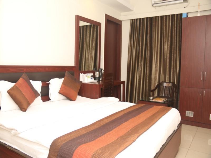 Hotel Avn Grand Ranchi Exteriör bild