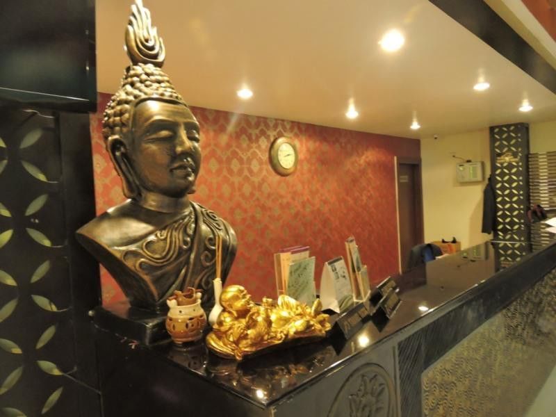 Hotel Avn Grand Ranchi Exteriör bild