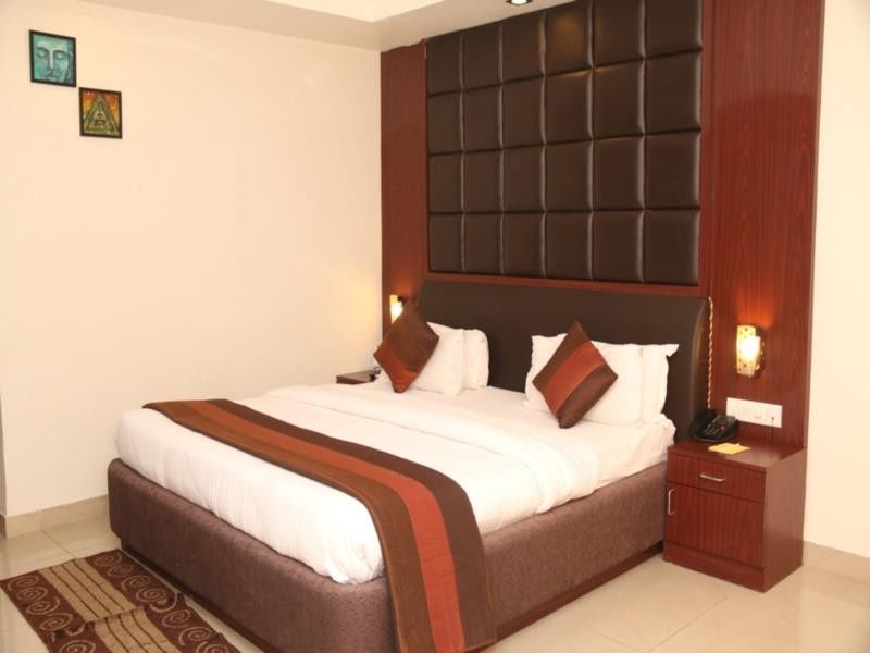 Hotel Avn Grand Ranchi Exteriör bild